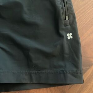 Sweaty Betty summit shorts size small